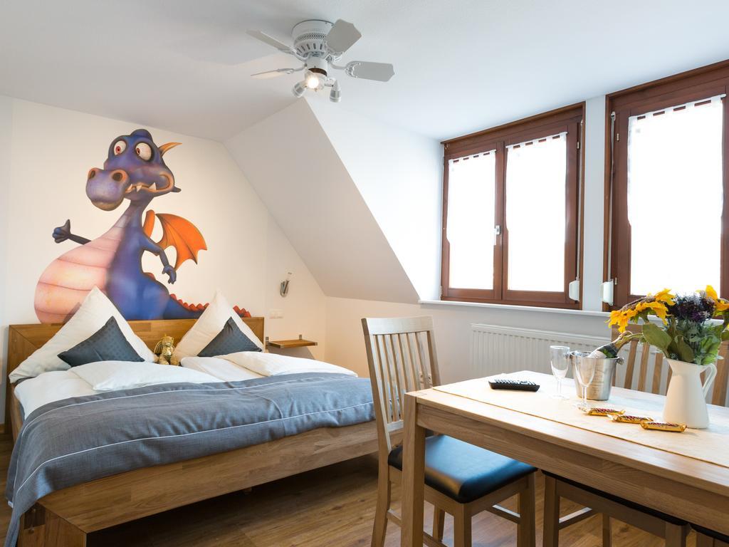 Living Timeless - Ruster Drachennest, Zentrale Lage In Rust, Nur Wenige Minuten Zum Europa-Park & Rulantica Exterior photo